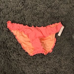 Victoria's Secret Swim - NWT Victoria’s Secret ruffle cheeky bikini bottom Victoria's Secret Swim - NWT Victoria’s Secret ruffle cheeky bikini bottom